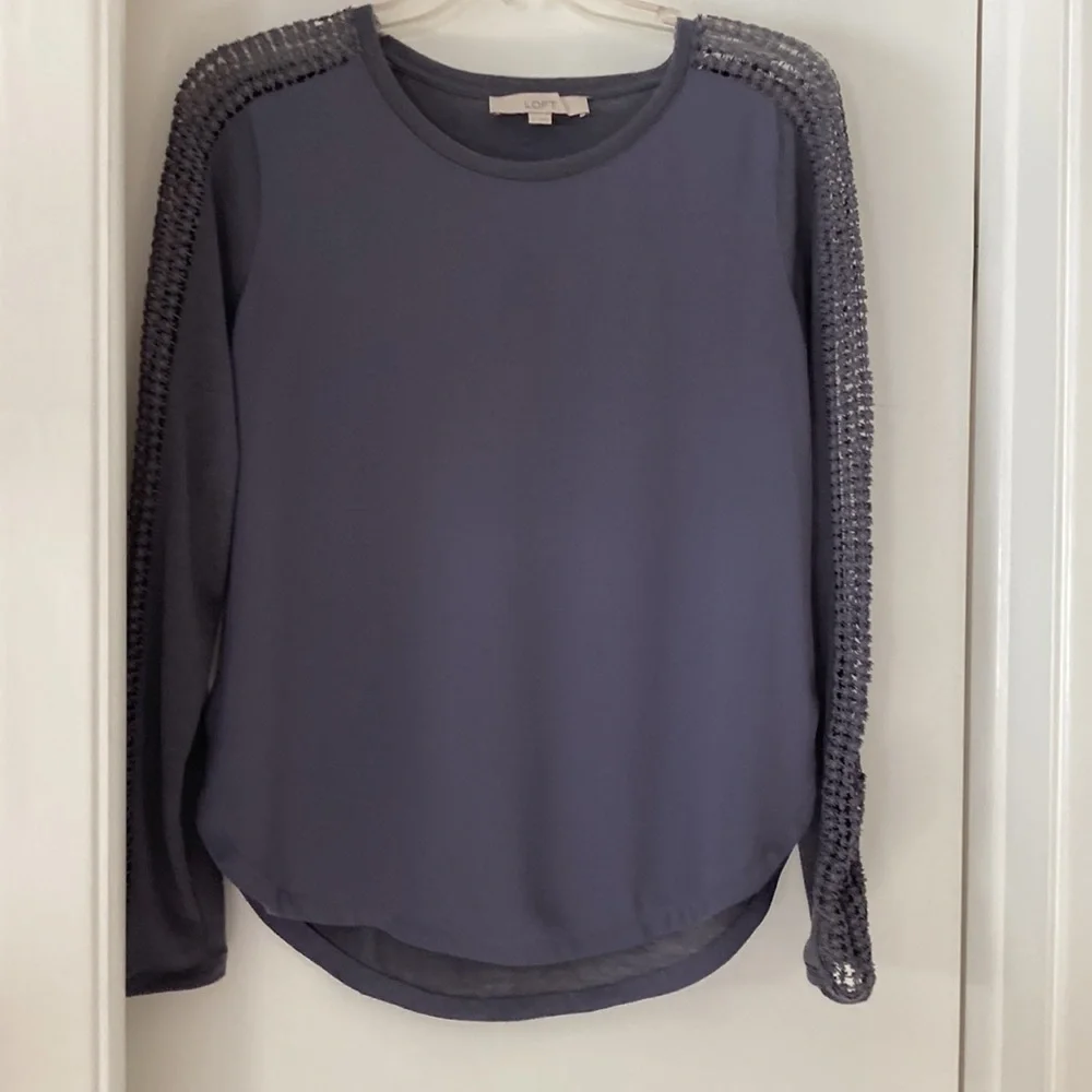 LOFT Long Sleeve Top Size S - Picture 2 of 6